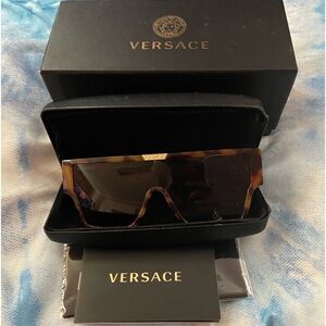 NIB Versace shades
